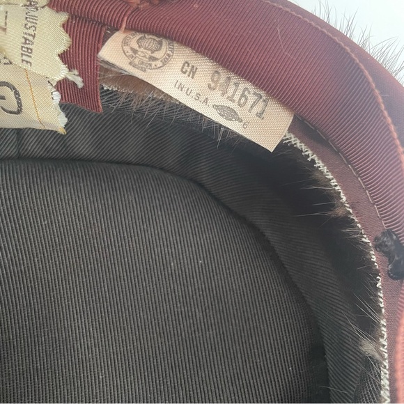 Vintage G. Fox 1950s-1960s Auburn Brown Mink Pillbox Fur Hat - Picture 9 of 9